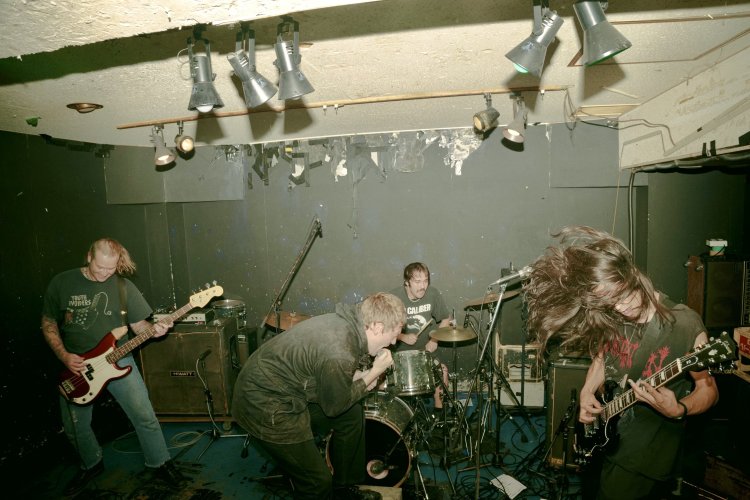 Foto - Event - ***CANCELLED*** Uniform + Bad Breeding